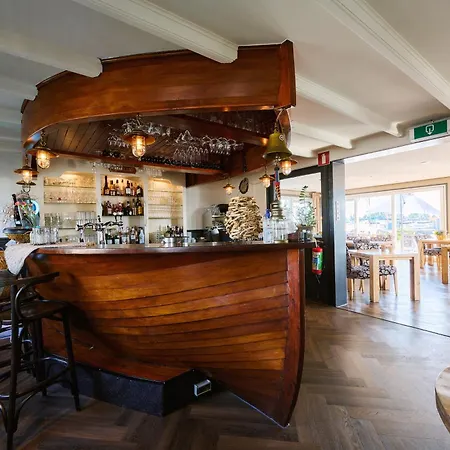 Glamping Houseboat * Dinteloord